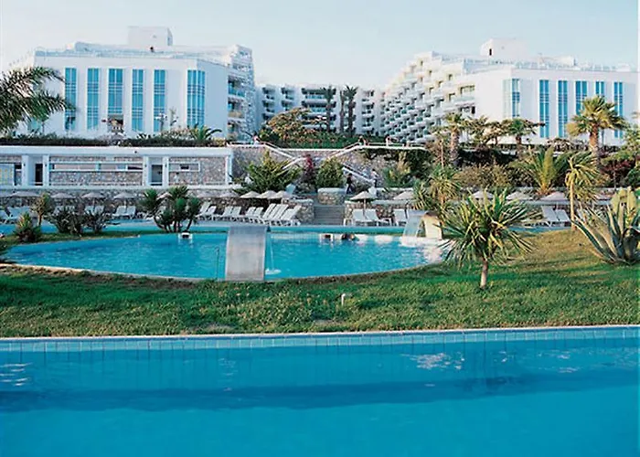 מלון Majesty Belizia 4*